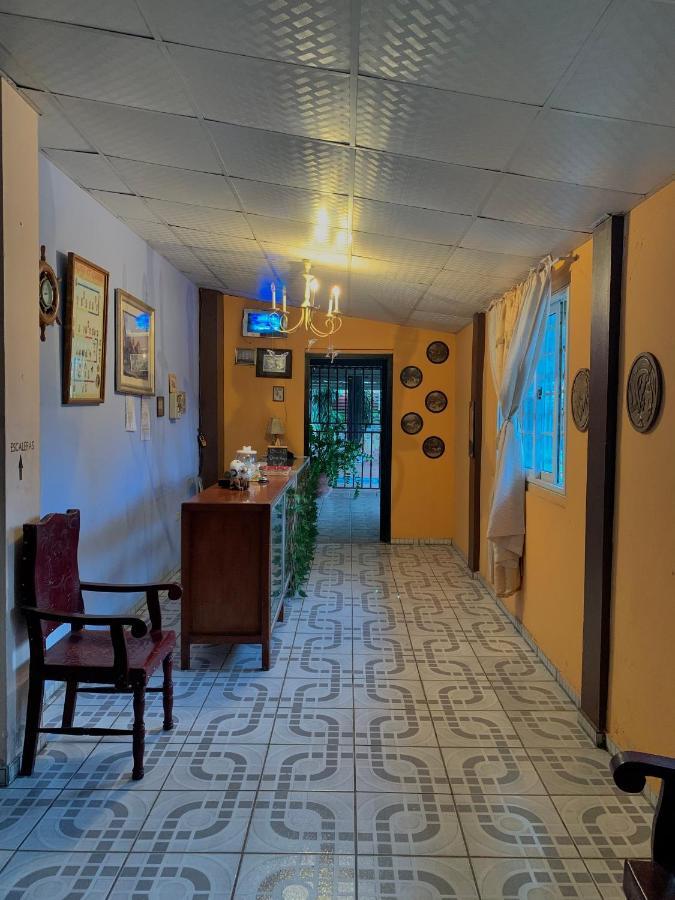 Black Lion Inn 圣地亚哥 外观 照片